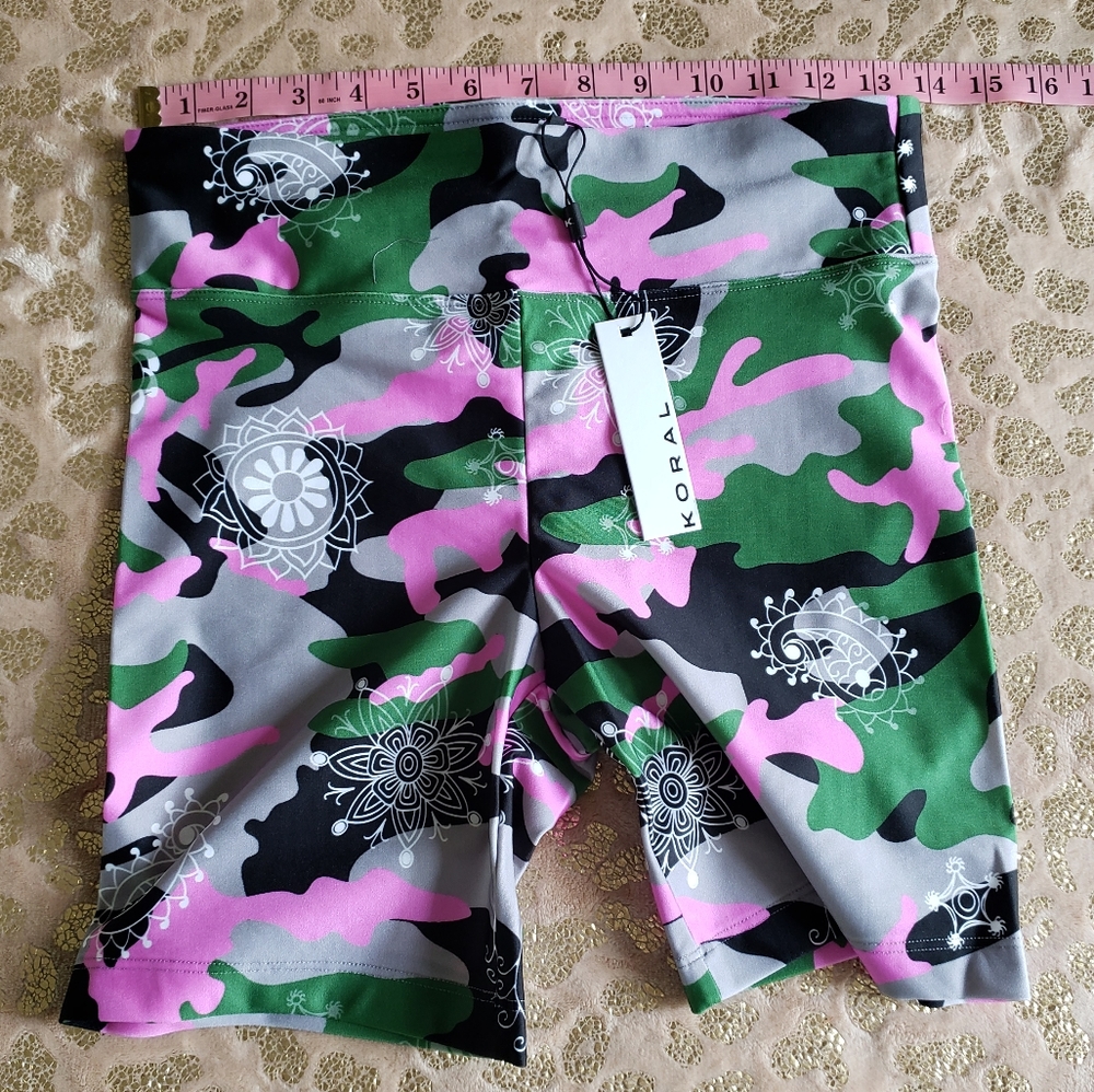 Slalom High Rise Energy Shorts - Bandana Troop - Picture 7 of 17